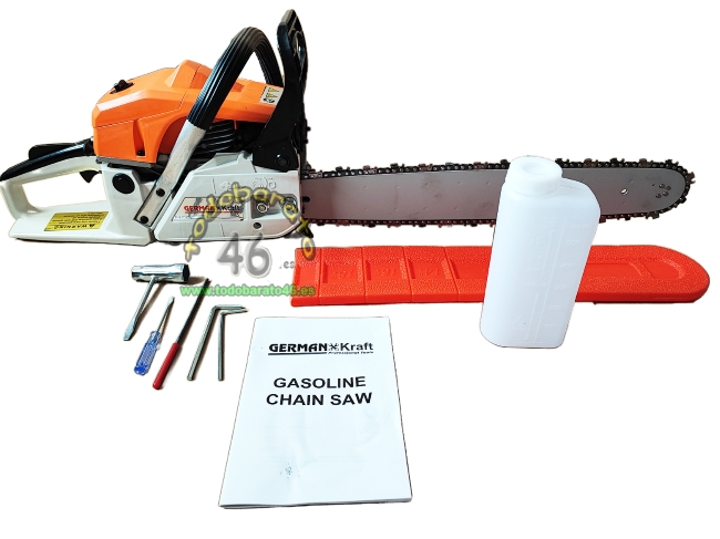 Motosierra GERMAN KRAFT 62cc con 3,6cv de potencia y espada de 50cm de corte