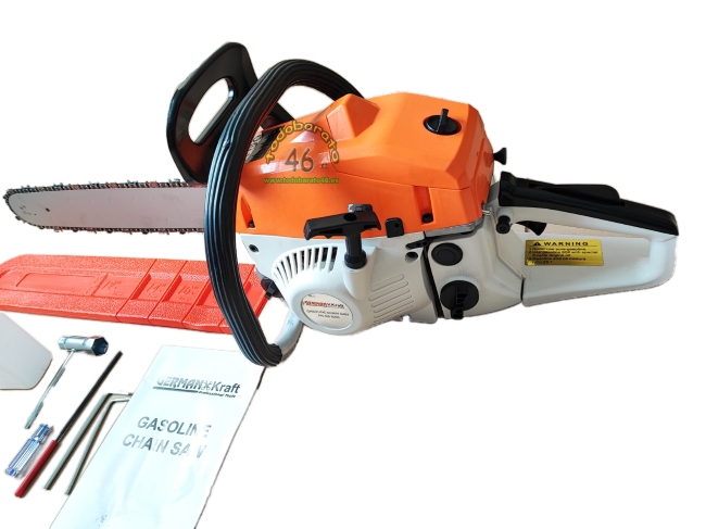 Motosierra GERMAN KRAFT 62cc con 3,6cv de potencia y espada de 50cm de corte