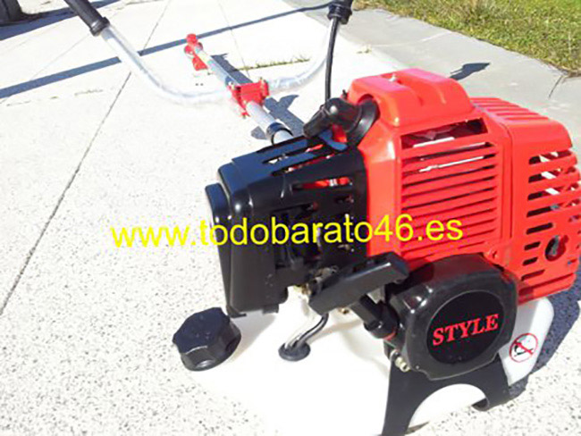 Desbrozadora de Gasolina de 43 cc con 2,5 cv de Potencia con Motor de 2 Tiempos
