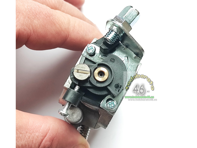 Carburador desbrozadora con 15mm de diámetro para modelos de 43 a 65cc modelos Linea HD, Power Plus,Imoto, Style