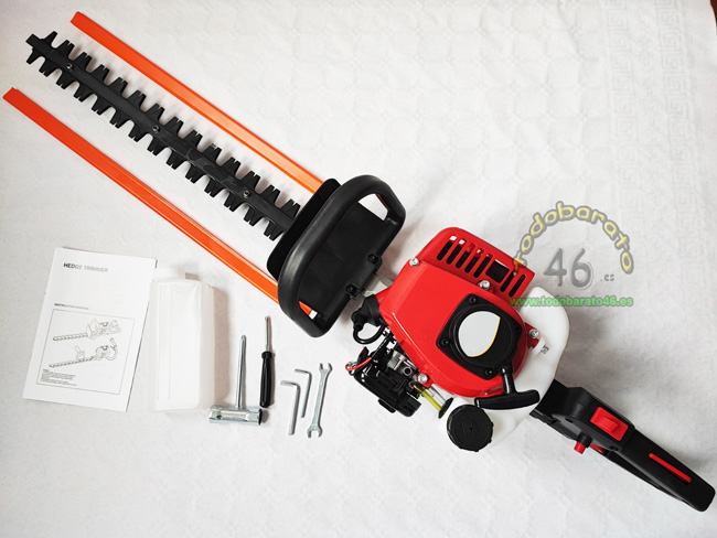 Cortasetos HT230: Potencia de 25cc y Cuchilla de 60cm con Mango Giratorio